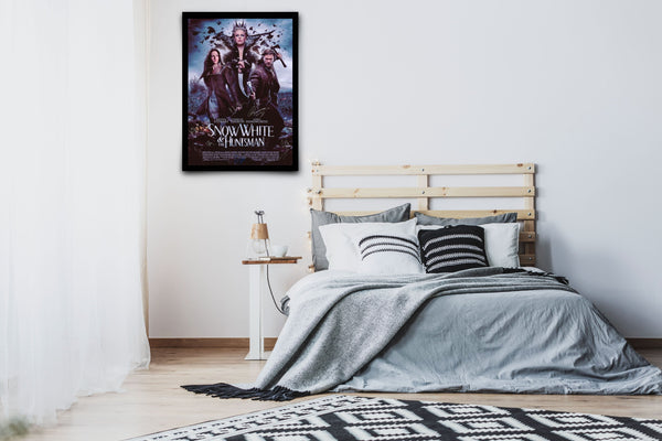 Snow White and the Huntsman Signed Poster with COA